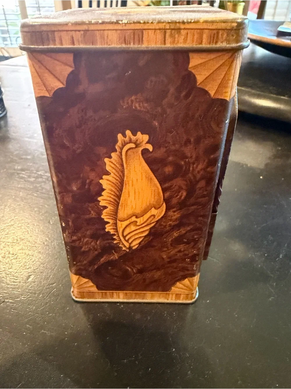 VINTAGE Lyon’s Tea “All the Year around” Tea/Coffee Tin with hinged lid